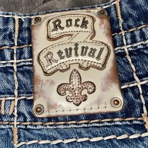 Rock revival jeans! 38